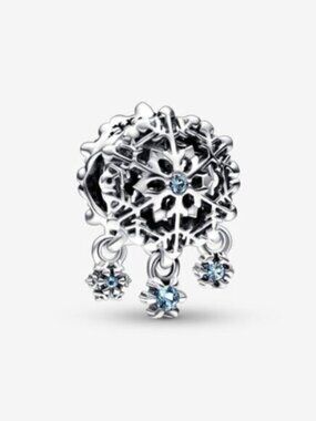 Pandora Icy Snowflake Drop Charm